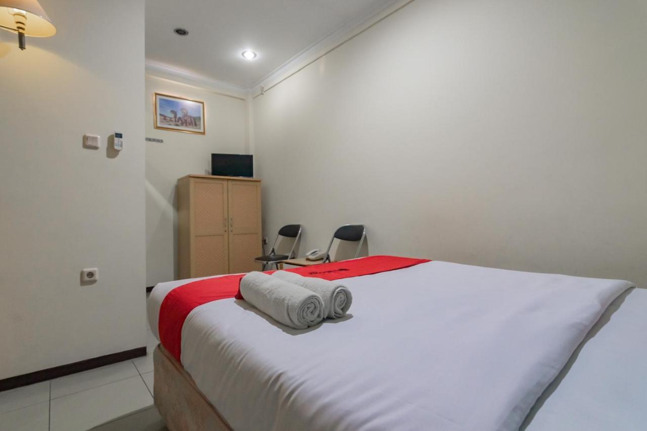 Reddoorz @ Achino Hotel Bandung Exterior photo